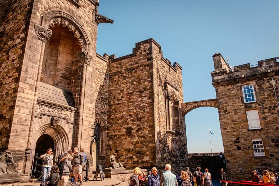 Edinburgh: Edinburgh Castle Tickets & Tour with Kilted Guide - St. Margaret’s Chapel: the quieter stop you’ll remember