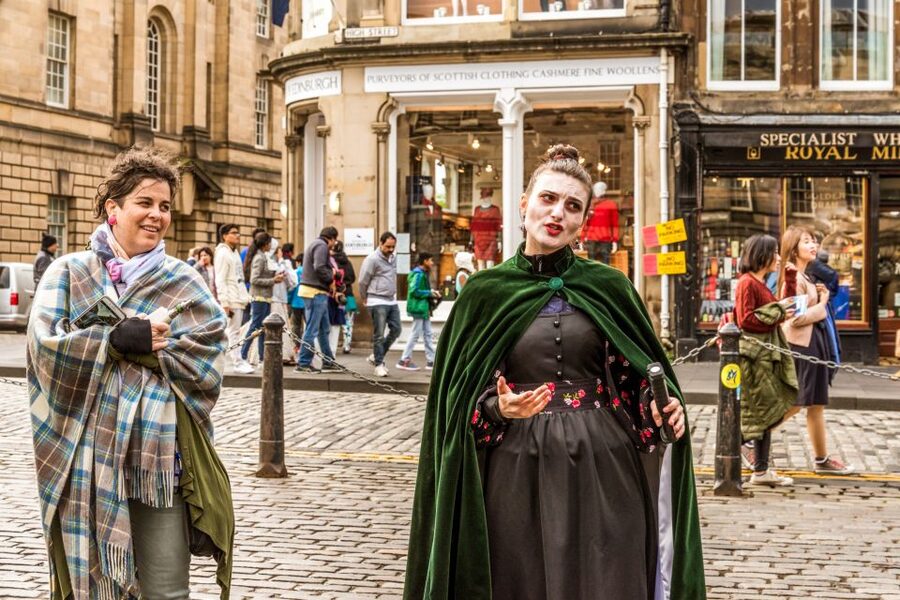 Edinburgh: Evening Underground Ghost Tour - The Point of This Tour: Haunted Atmosphere With Real-World Criminals
