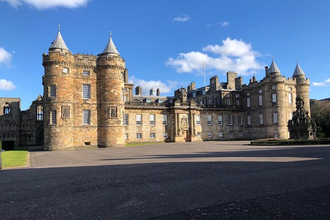 Edinburgh Experience By Car - Drive around Arthur’s Seat when it’s open