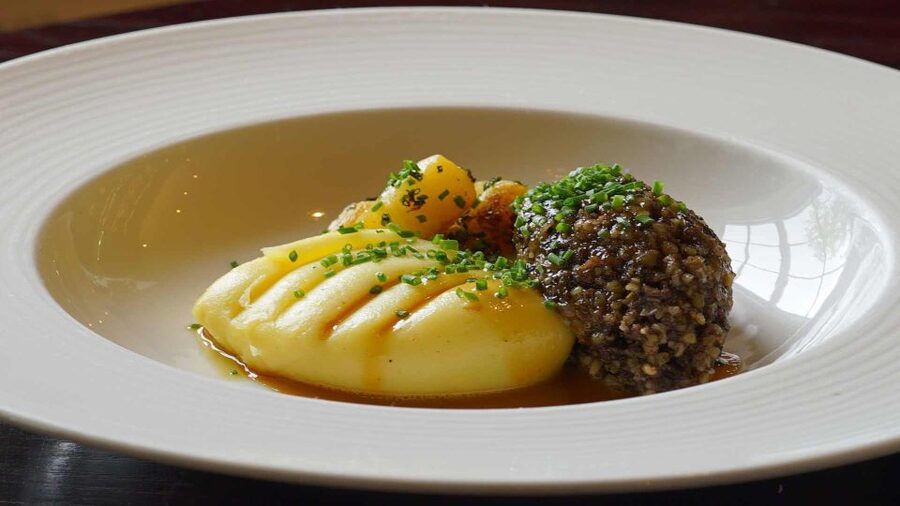 Edinburgh: Food & Drink Tasting Tour - Dietary Needs Without the Stress: Planning Ahead Pays Off