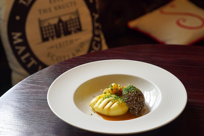 Edinburgh Food & Drink Tour with EatWalk Tours - Chambers Street and the Museum of Scotland Thread