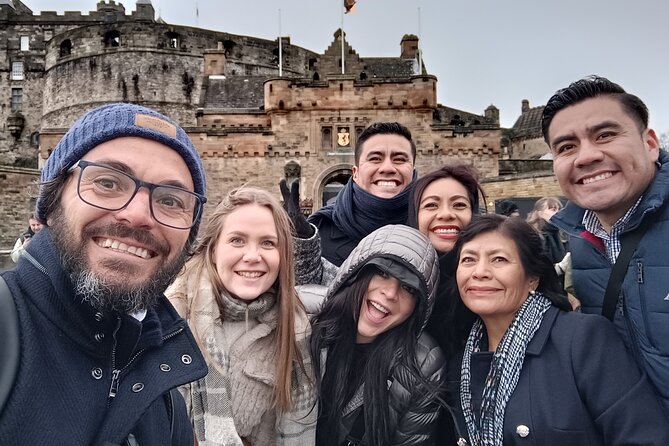 Edinburgh Full Day Walking Tour with Castle Included -Small Group - New Town elegance: Georgian House and Ross Fountain views