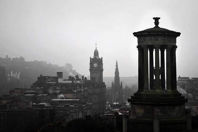 Edinburgh Ghost Tour: Mysteries, Legends and Murders - First Big Theme: The Black Market of Corpses and Burke and Hare