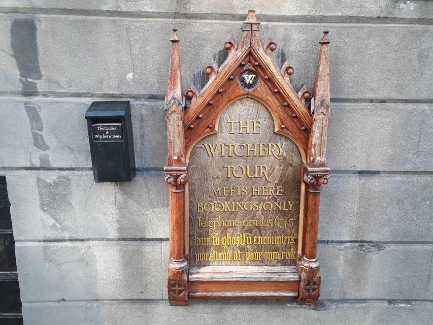 Edinburgh Ghosts & Gore Walking Tour - The comedy and scares: what the Jumper-ooters change