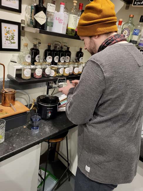 Edinburgh: Gin Distillation Workshop with Gin Tasting - Key highlights worth your time