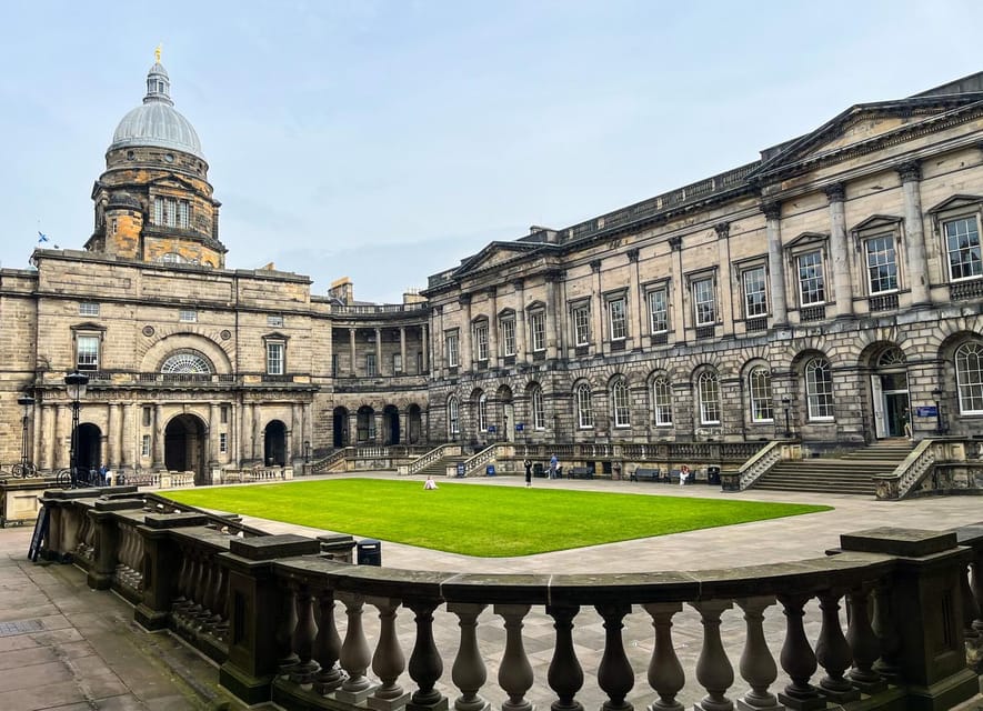 Edinburgh: Guided Harry Potter Walking Tour - Ending Near Edinburgh Castle and City Chambers: Wrap-Up With Big Edinburgh Views