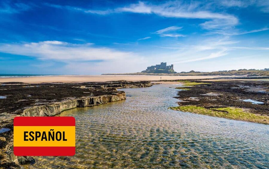 Edinburgh: Harry Potter and English Castles Tour in Spanish - Berwick-upon-Tweed: the first taste of England (with real time to wander)