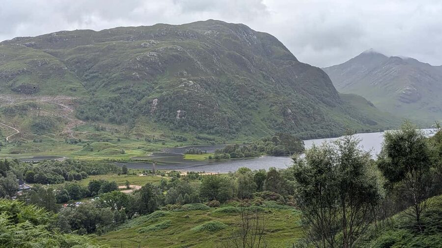 Edinburgh: Harry Potter, Glenfinnan & Highlands Private Tour - A full day built around the Hogwarts Express clock