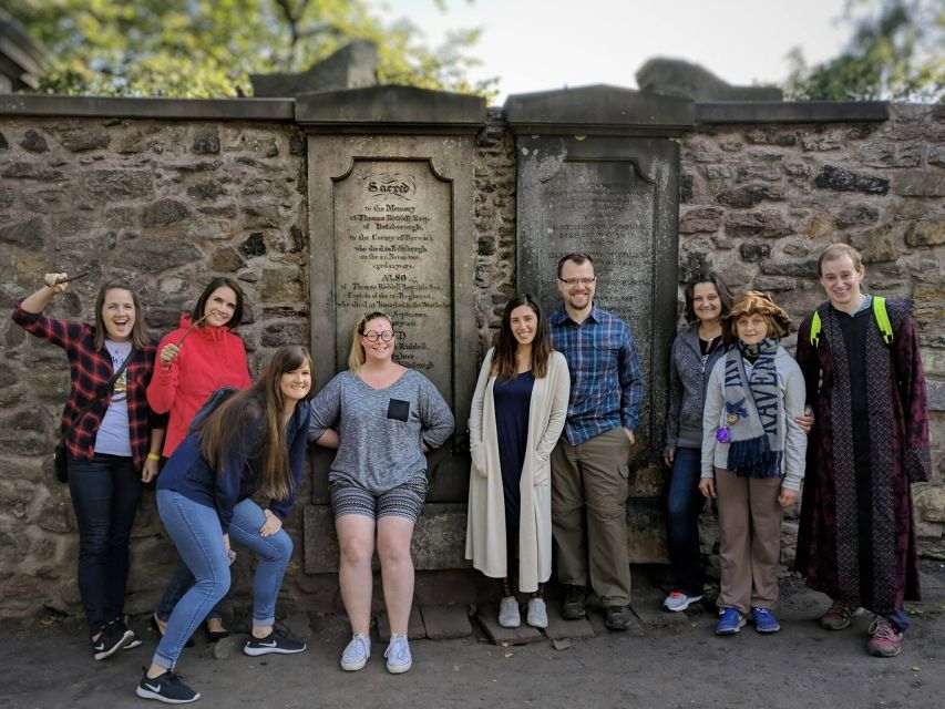 Edinburgh: Harry Potter Tour with Entry to Edinburgh Castle - Finishing Near Edinburgh City Chambers