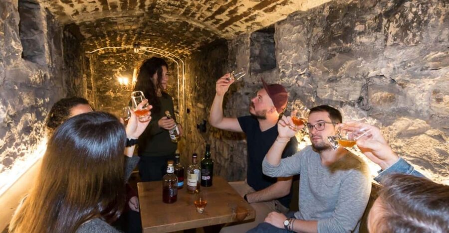 Edinburgh: Harry Potter Walking Tour and Beer Tasting - Old College and Old Town stops that hit hardest