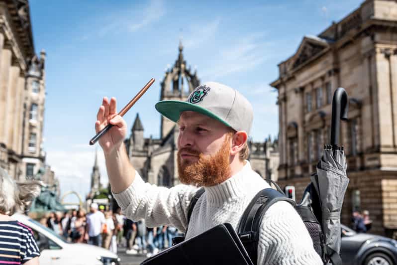 Edinburgh: Harry Potter Walking Tour and Castle Entry Ticket - Walking the Royal Mile with a Harry Potter lens