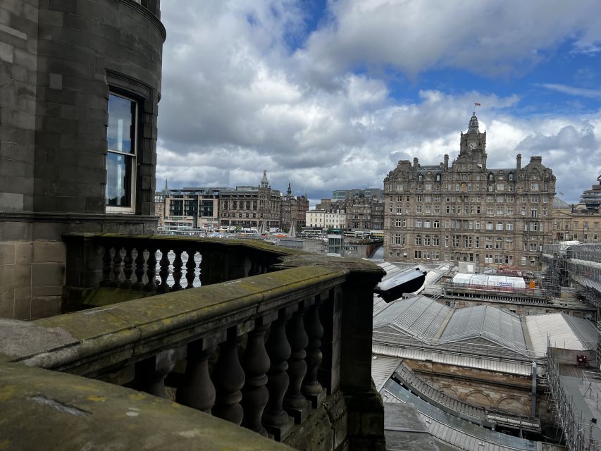 Edinburgh: Harry Potter Wizard Walking Tour, Kids Join Free - Royal Mile Intro With Waverley Station: Big City Energy, Quick Photo Moments