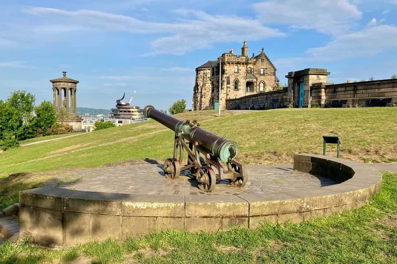 Edinburgh: Hike Arthur's Seat & Calton Hill - Pace, group size, and what the guide style feels like in real life