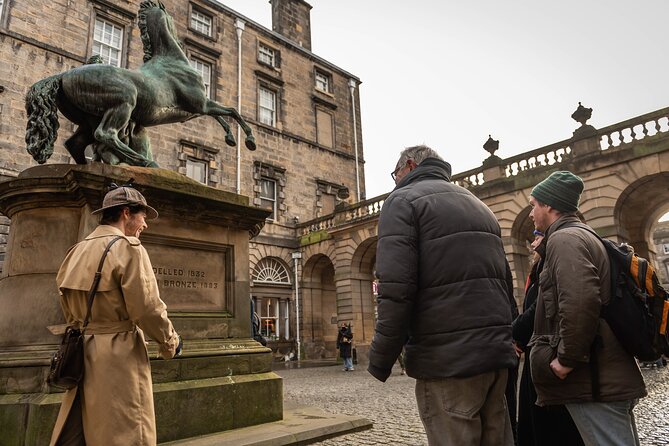 Edinburgh: Historical Gems Tour with Whisky & Local Flavours - Outlander filming locations on the route
