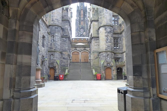 Edinburgh: History Lovers Old Town Walking Tour - Grassmarket: Public Executions and the Weight of Place