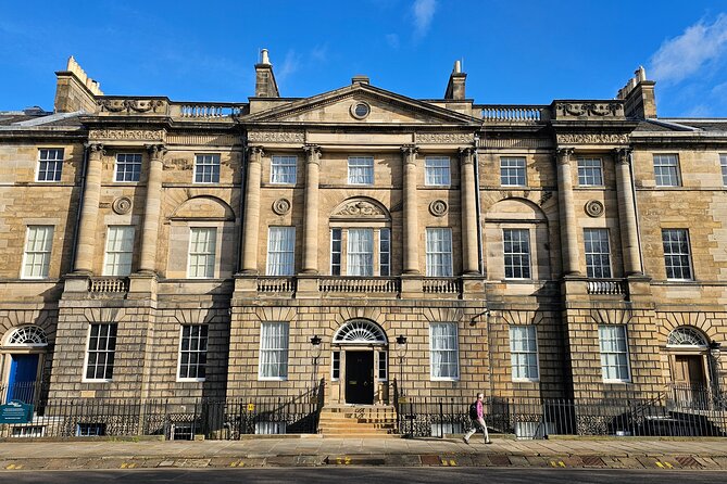 Edinburgh History Private Walking Tour - Local shops and the Stockbridge Market doorway