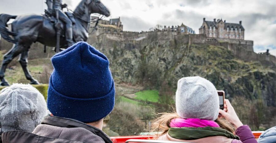 Edinburgh: Hop-On Hop-Off Bus Pass with 3 City Tours - Waterloo Place to Everywhere: How the pass really runs