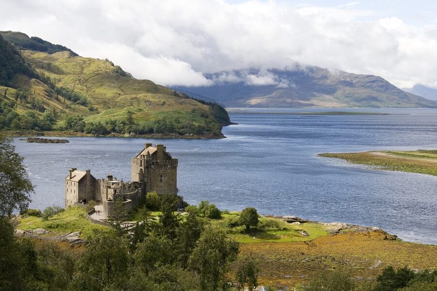 Edinburgh: Isle of Skye & Optional Jacobite Train 3-Day Tour - Eilean Donan Castle: Why This Quick Pass Feels Important