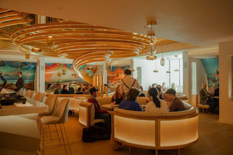 Edinburgh: Johnnie Walker Whisky Explorers Guided Tasting - Quick highlights you’ll actually use