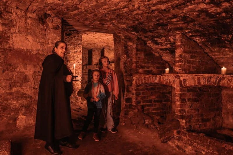 Edinburgh: Kids Multi-Sensory Underground Small-Group Tour - Key highlights at a glance