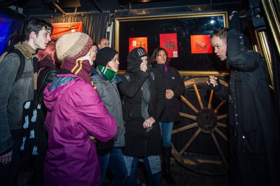 Edinburgh: Late-Night Underground Vaults Terror Tour - Guide Energy Matters: Why People Keep Mentioning James, Charlie, Darren, and Josh