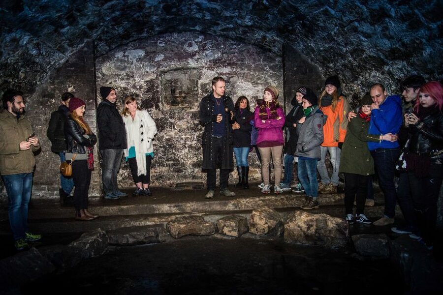 Edinburgh: Late-Night Underground Vaults Terror Tour - Who This Tour Fits Best (and Who Should Skip It)