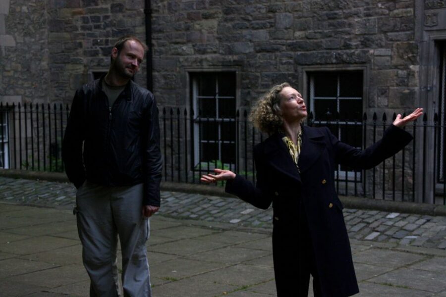 Edinburgh Literary Pub Tour with "Real-Actors" - What you’re actually included (and what you should budget for)