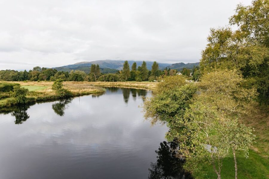 Edinburgh: Loch Ness, Glencoe, Coos & the Highlands Day Tour - Loch Ness: optional cruise, monster spotting, and Urquhart Castle tickets