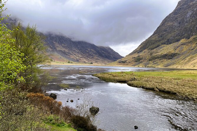Edinburgh: Loch Ness, Glencoe & The Highlands - Fort William lunch break and the Commando Monument Ben Nevis view