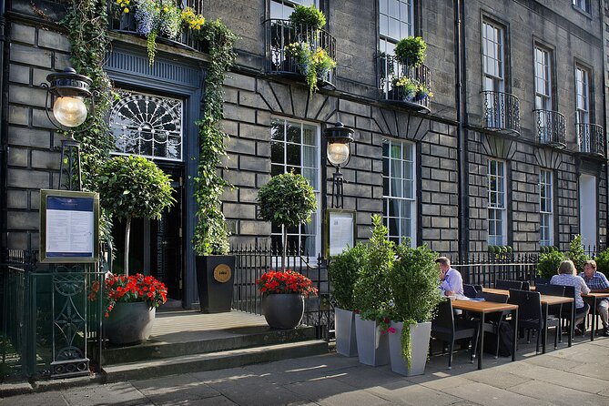 Edinburgh Luxury Private Food & Drink Tour with Eat Walk Tours - Hotel pickup, mobile tickets, and the start-point reality