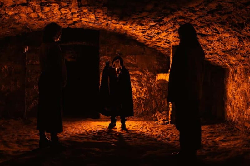 Edinburgh: Multi-Sensory Adults Haunted Vaults Night Tour - Key things to know before you go