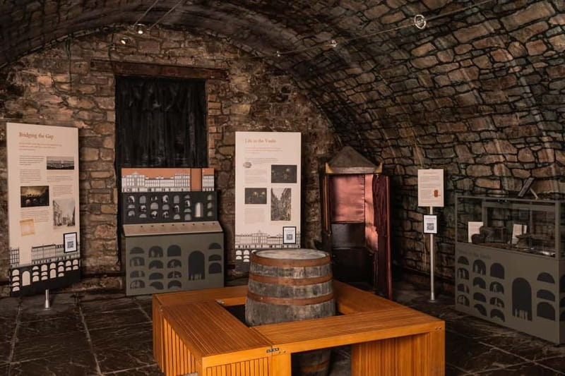 Edinburgh: Multi-Sensory Small-Group Historic Vaults Tour - Should you book the Edinburgh Historic Vaults tour?
