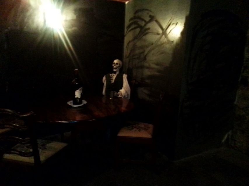 Edinburgh: Old Town and Underground Ghost Tour - Head down from South Bridge: what the underground vaults feel like