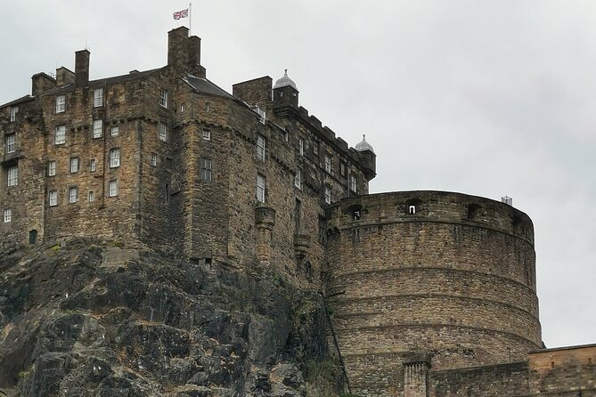 Edinburgh Old Town Private Self-Guided Tour - Price and Logistics for a 2 to 3 Hour Self-Guided Walk