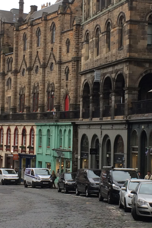 Edinburgh: Old Town Private Walking Tour with Historian - A Historian’s Style: Why This Walk Feels Like Talking to a Smart Local