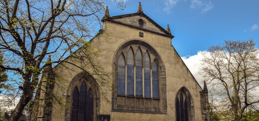 Edinburgh: Old Town Walking Tour with an APP - Grassmarket Square: where the story turns darker