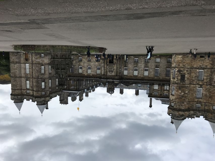 Edinburgh: Outlander Series and Jacobites Walking Tour - Jacobites, cause, and the little language cues that make the show make sense