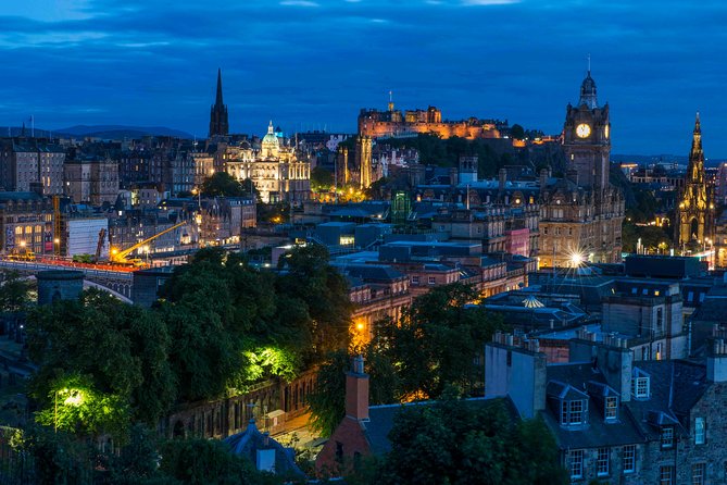 Edinburgh Photography Masterclass - Private Photography Lesson - A 3-Hour Private Photo Lesson That Turns Street Walking Into Skills