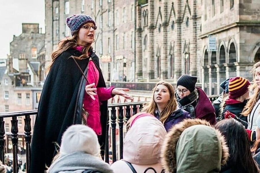 Edinburgh: Private Guided Customized Walking Tour - Old Town and the Royal Mile: where your guide’s stories do the heavy lifting