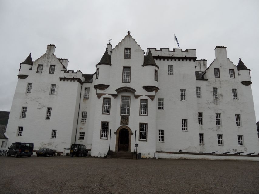 Edinburgh: Private Guided Walking Tour - Price and value: is $475 per group worth it?