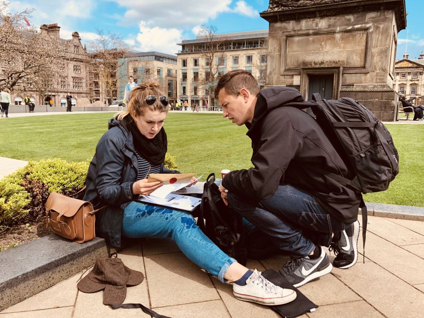 Edinburgh: Private Sherlock Holmes Adventure Tour Challenge - Ending in the West End: Dropping Off the Kit and Collecting Your Souvenir