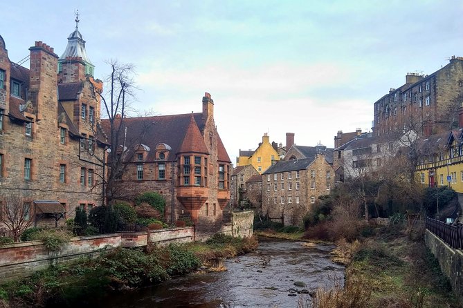 Edinburgh Private Tour with a Local - Highlights & Hidden Gems - Grassmarket: From Public History to Creative Energy