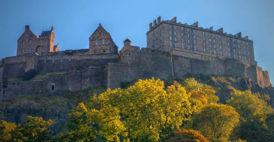 Edinburgh: Private Walking Tour with a Local - Why a Local-Only Walk Works So Well in Edinburgh