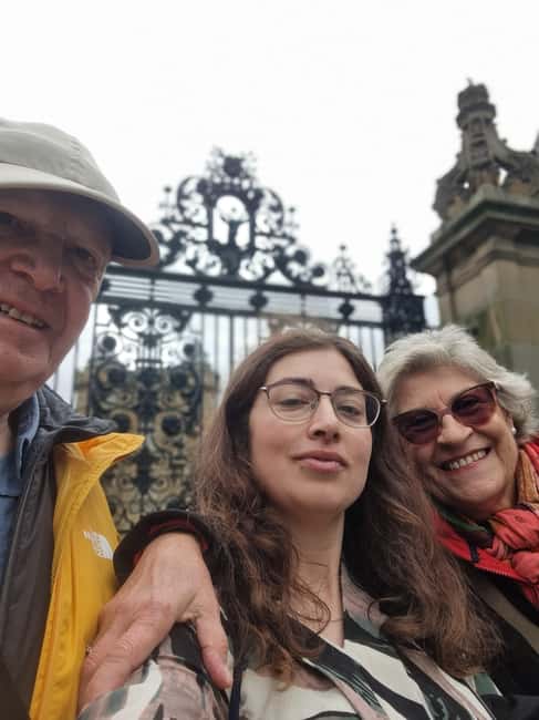 Edinburgh: Private Walking Tour with a Local - What the 2 to 6 Hour Walk Feels Like: Photo Stops, Visits, Scenic Views