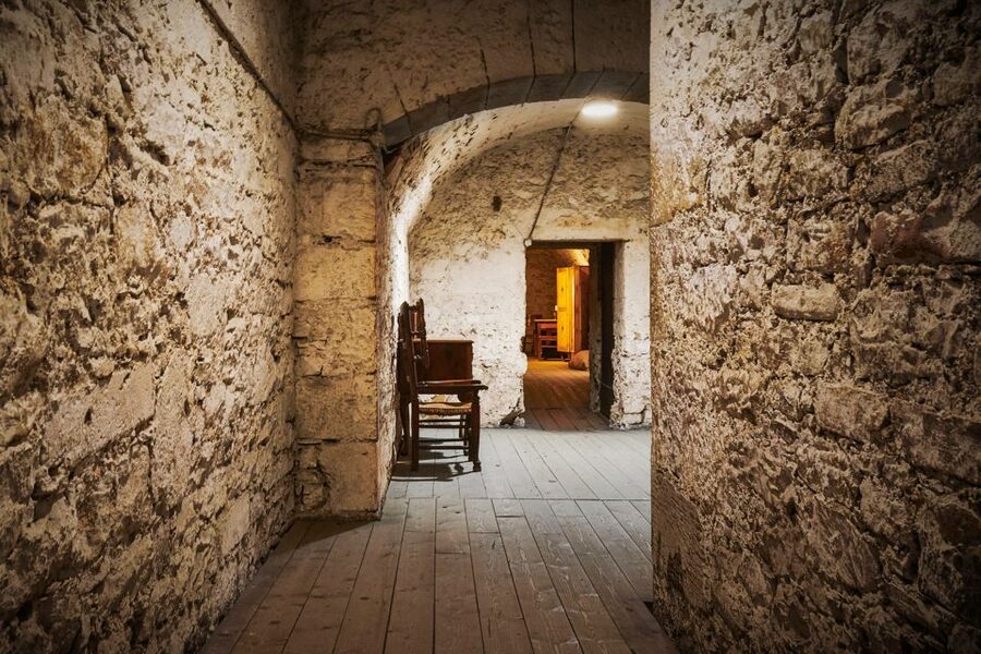 Edinburgh: Real Mary King's Close Guided Tour - Audio guides, language support, and what you’ll miss without them