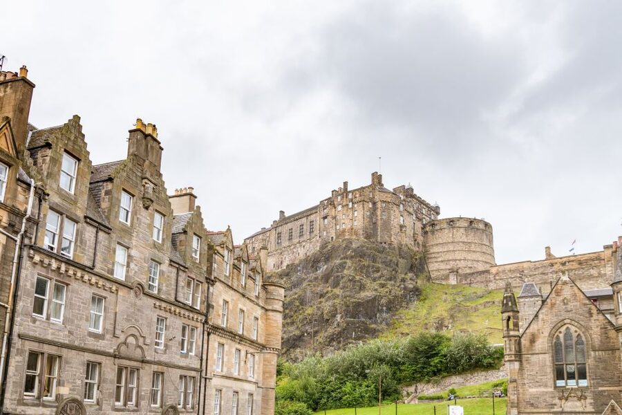 Edinburgh: Royal Attractions with Hop-On Hop-Off Bus Tours - Palace of Holyroodhouse: A Working Royal Palace With Real Closing Days