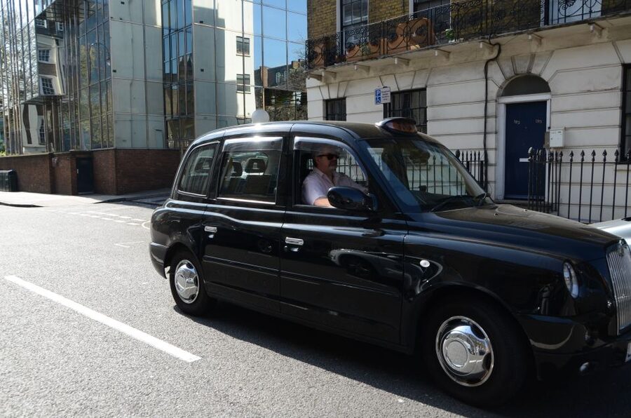Edinburgh's Hidden Treasures Black Taxi Tour - Price and value: $677 per group up to 6 people