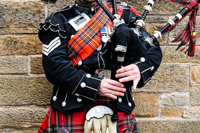 Edinburgh: Stirling Castle & Loch Lomond Private Luxury Day Tour - Callander: The Highlands Warm-Up Town (and a River Teith Stroll)