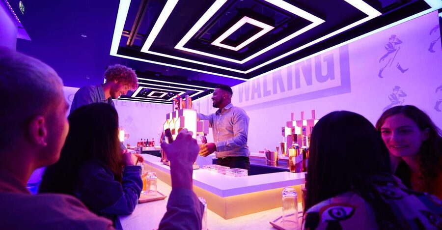 Edinburgh: The Johnnie Walker Signature Experience - Retail shopping and a small note about the tasting boards