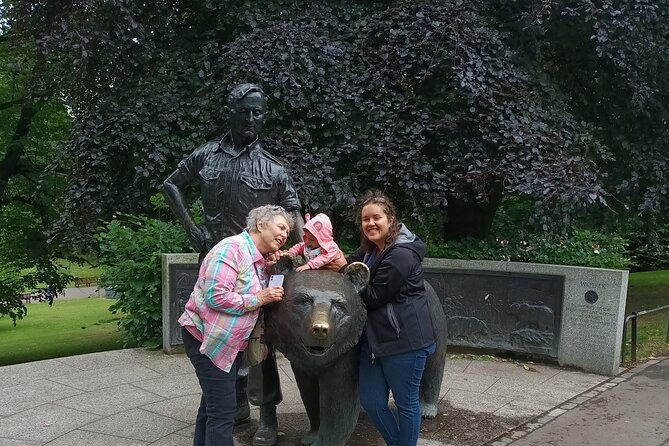 Edinburgh: The People's Story - Private Walking Tour - Old Town first: kings, suffragettes, and bears at street level